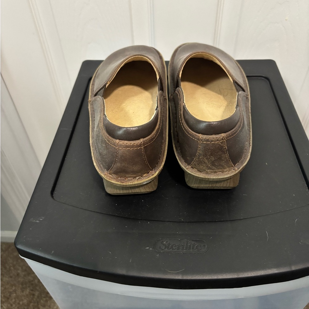 Deb Brown Leather Loafers Slip-Ons - Picture 2 of 5